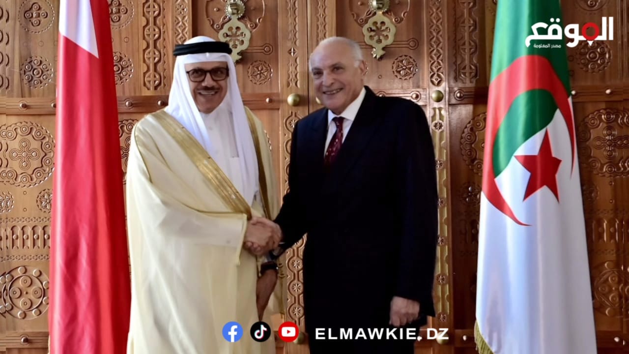 الموقع