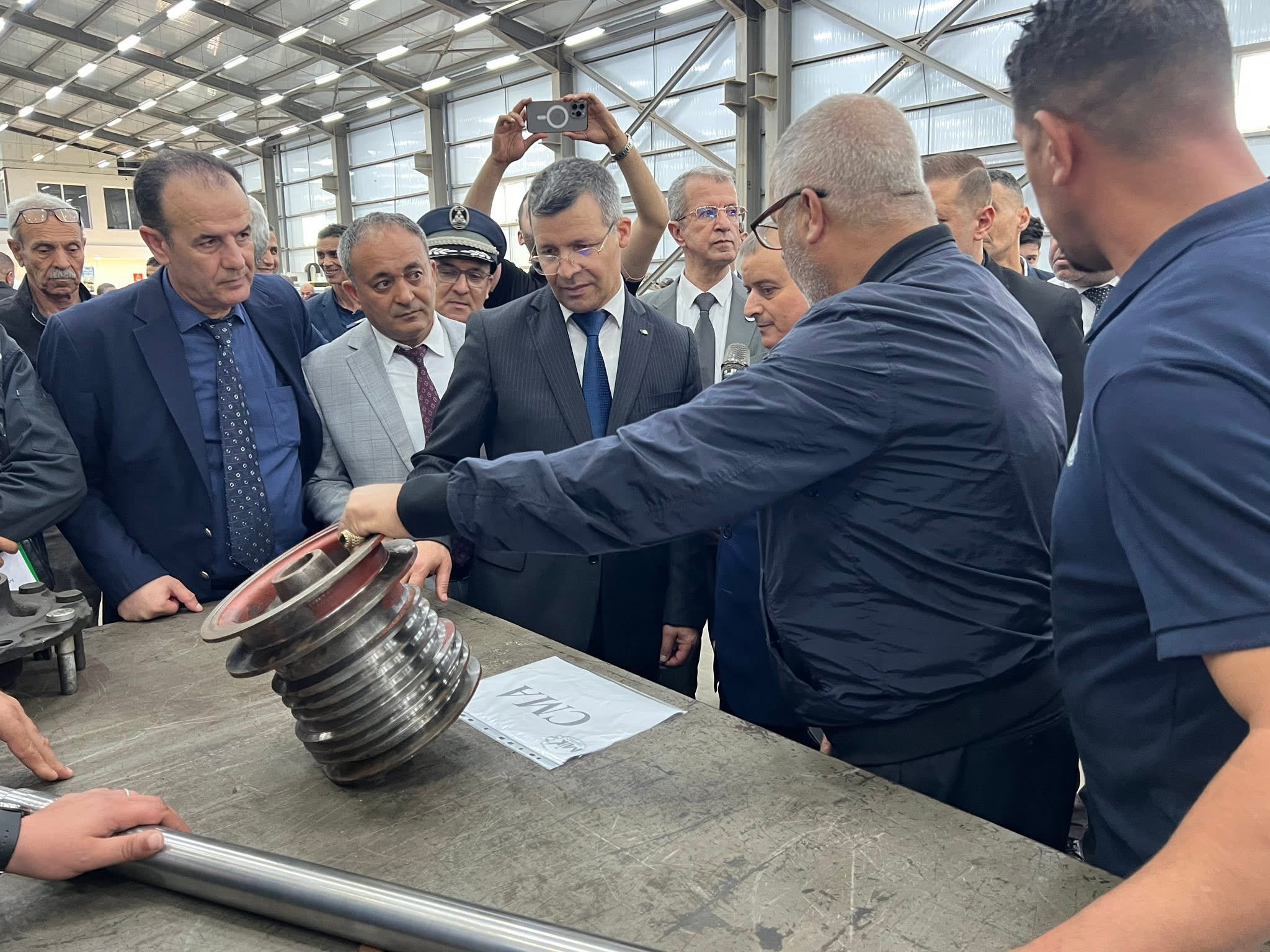 AAPI Head Inspects Investment Projects in Mostaganem, Grants Concessions